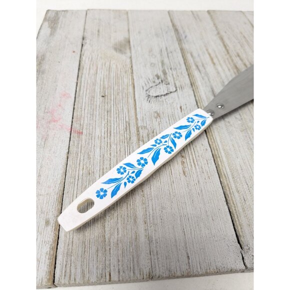 Vintage Household Stainless Spatula icing cake White Cornflower Blue Floral Hand - Picture 3 of 9